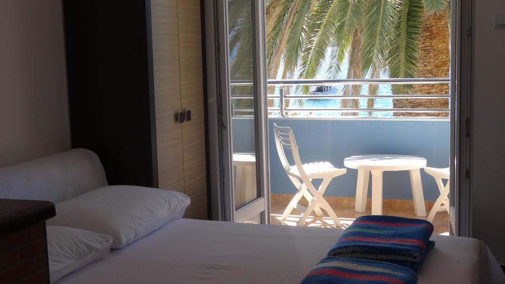 Apartments Odesa Herceg Novi Bilik gambar